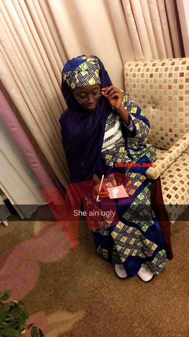 L’épouse de Idrissa Seck, Ndeye Penda Tall et Ablaye Seck à la Mecque pour le Oumra. L’épouse de Idrissa Seck, Ndeye Penda Tall et Ablaye Seck à la Mecque pour le Oumra.