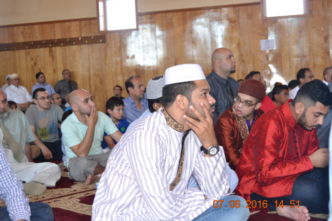 La communauté musulmane de New Jersey à célébré l' Eid Mubarack ce mercredi à Hackensack. La communauté musulmane de New Jersey à célébré l' Eid Mubarack ce mercredi à Hackensack.