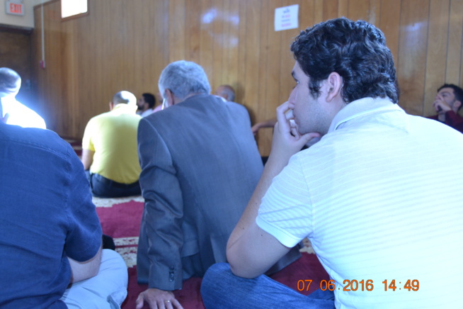 La communauté musulmane de New Jersey à célébré l' Eid Mubarack ce mercredi à Hackensack. La communauté musulmane de New Jersey à célébré l' Eid Mubarack ce mercredi à Hackensack.