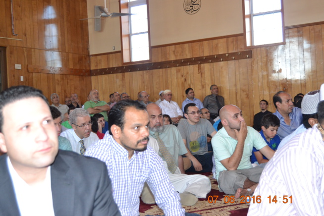 La communauté musulmane de New Jersey à célébré l' Eid Mubarack ce mercredi à Hackensack. La communauté musulmane de New Jersey à célébré l' Eid Mubarack ce mercredi à Hackensack.