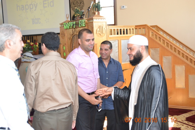 La communauté musulmane de New Jersey à célébré l' Eid Mubarack ce mercredi à Hackensack. La communauté musulmane de New Jersey à célébré l' Eid Mubarack ce mercredi à Hackensack.