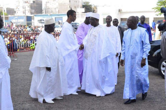 Prière de Korité les deux fils du président Macky, Mansour Sall et Amadou Sall en mode »Ndanane » à la grande mosquée de Dakar
