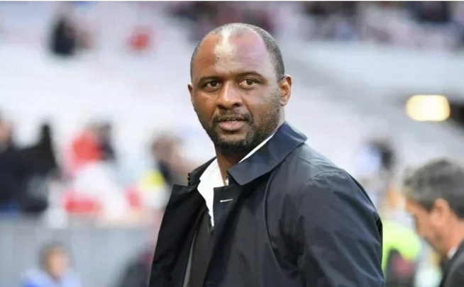 Gardiens de but des Lions : Patrick Vieira aurait fait un choix fort Gardiens de but des Lions : Patrick Vieira aurait fait un choix fort