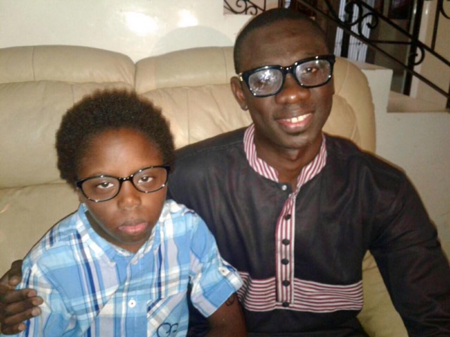 L'histoire de ce petit garçon, Thierno avec le chanteur Pape Diouf.