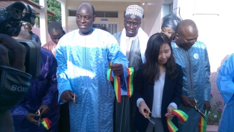 Keur N'diaye Lô: Le Maire ouvre un Centre secondaire d’état civil et distribue des charrettes pour la gestion des ordures Keur N'diaye Lô: Le Maire ouvre un Centre secondaire d’état civil et distribue des charrettes pour la gestion des ordures
