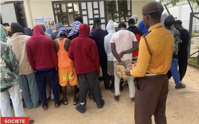 Gambie : 3 Sénégalais parmi les 46 migrants interceptés à Batokunku Gambie : 3 Sénégalais parmi les 46 migrants interceptés à Batokunku