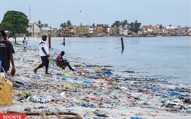 Propreté du littoral : Le plaidoyer de Modou Lô et Go Faye face au péril plastique à l'Unité 15