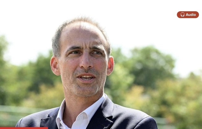 France : l'eurodéputé Raphaël Glucksmann élu candidat de la gauche sociale-démocrate à la présidentielle