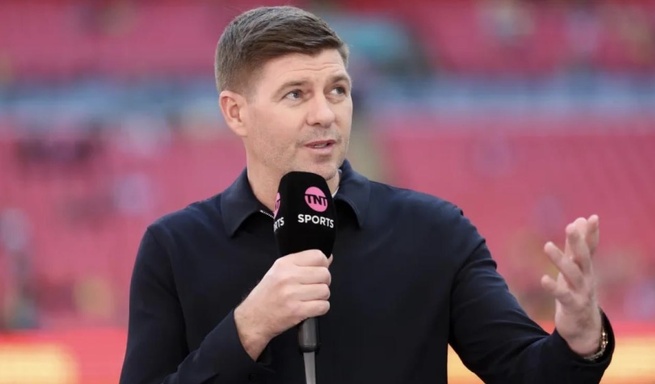Steven Gerrard sur l’affaire Manchester City: « Il faut les faire souffrir comme ils ont fait souffrir tout le monde» Steven Gerrard sur l’affaire Manchester City: « Il faut les faire souffrir comme ils ont fait souffrir tout le monde»