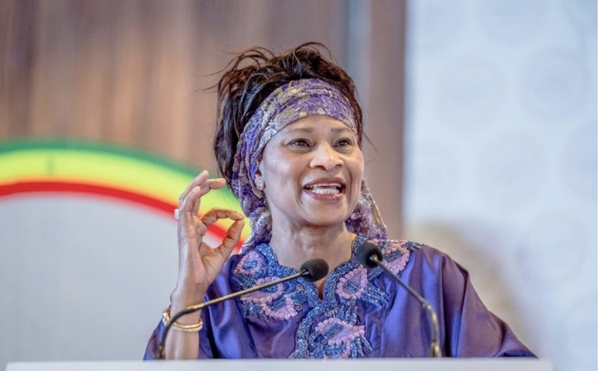 Groupe parlementaire Takku Wallu Sénégal : Aïssata Tall Sall reconduite à la présidence remercie Macky Sall
