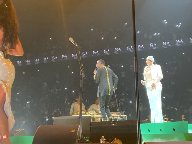 Triomphe malgré les manifestations et la coupure de son : Ce qu'il faut retenir du Grand Bal de Youssou Ndour à Bercy Triomphe malgré les manifestations et la coupure de son : Ce qu'il faut retenir du Grand Bal de Youssou Ndour à Bercy