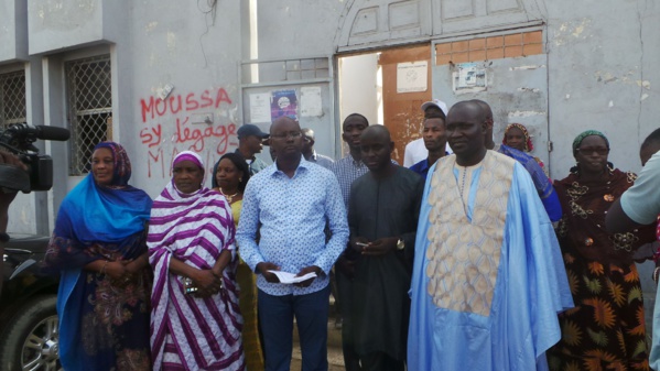 Moussa Sy accuse: “L’état a distribué 300 millions lors du référendum…” Moussa Sy accuse: “L’état a distribué 300 millions lors du référendum…”