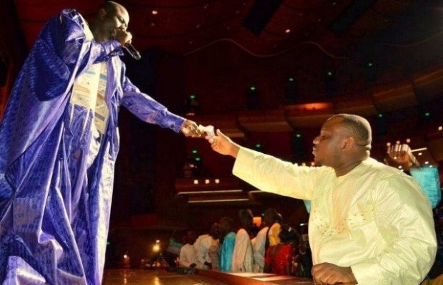 En concert au Grand Théâtre, Mohamed Niang pensait que ses Cheikh, Khadim Thioune et Midadi Thioune, n’allaient pas … En concert au Grand Théâtre, Mohamed Niang pensait que ses Cheikh, Khadim Thioune et Midadi Thioune, n’allaient pas …