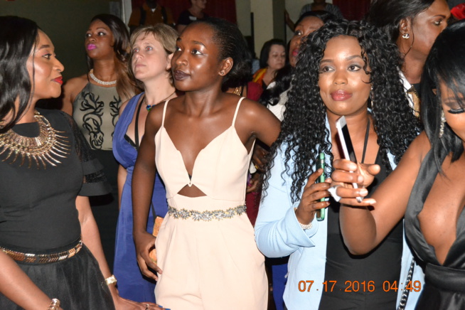 Pape Diouf met le feu à Old Town School Music de Chicago après Baba Maal et Youssou Ndour. Pape Diouf met le feu à Old Town School Music de Chicago après Baba Maal et Youssou Ndour.