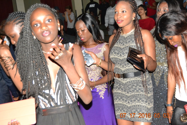 Pape Diouf met le feu à Old Town School Music de Chicago après Baba Maal et Youssou Ndour. Pape Diouf met le feu à Old Town School Music de Chicago après Baba Maal et Youssou Ndour.