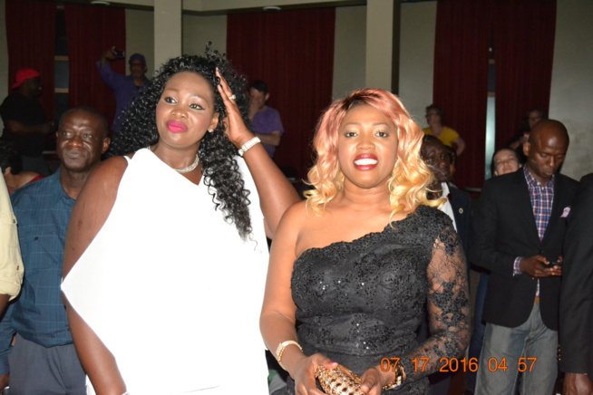 Pape Diouf met le feu à Old Town School Music de Chicago après Baba Maal et Youssou Ndour. Pape Diouf met le feu à Old Town School Music de Chicago après Baba Maal et Youssou Ndour.