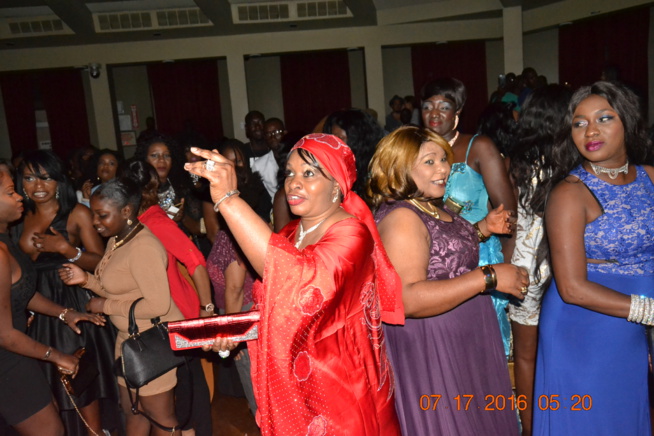 Pape Diouf met le feu à Old Town School Music de Chicago après Baba Maal et Youssou Ndour. Pape Diouf met le feu à Old Town School Music de Chicago après Baba Maal et Youssou Ndour.