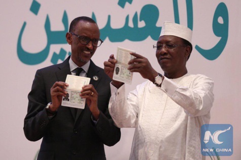 Union africaine: Les premières images du Passeport Africain lancé à Kigali Union africaine: Les premières images du Passeport Africain lancé à Kigali