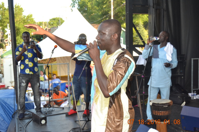 VIDÉO + PHOTOS : PAPE DIOUF ENFLAMME LE FESTIVAL MADISON WIsCONSIN DEVANT 27000 PERSONNES.