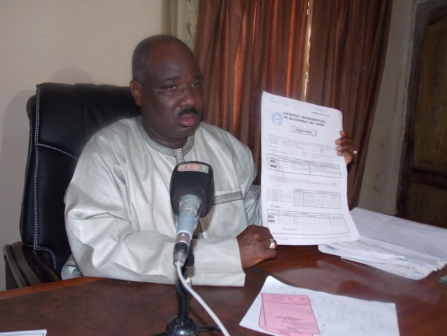 Affaire du riz de Thilogne et ingérence politique: Les cadres de l'Apr de Matam cognent Farba Ngom et interpellent Macky Affaire du riz de Thilogne et ingérence politique: Les cadres de l'Apr de Matam cognent Farba Ngom et interpellent Macky