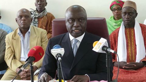 Fait rare au Maroc : L'ensemble du bureau de Rewmi rejoint l'Apr Fait rare au Maroc : L'ensemble du bureau de Rewmi rejoint l'Apr