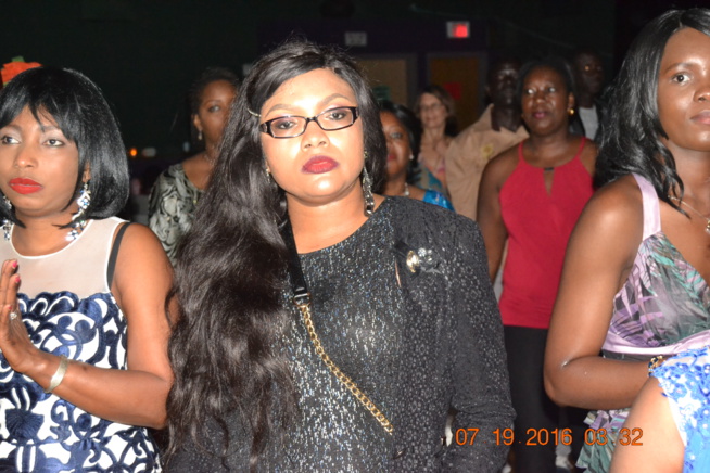 New African Production INC présente Pape DIOUF au Cadar Center de Minneapolis. Regardez