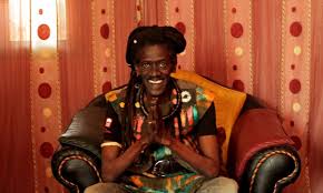 Nouveau sacre pour Cheikh Ndiguel Lô : L’artiste sénégalais reçoit le Prix Spécial « Mar de Musicas Award 2016»