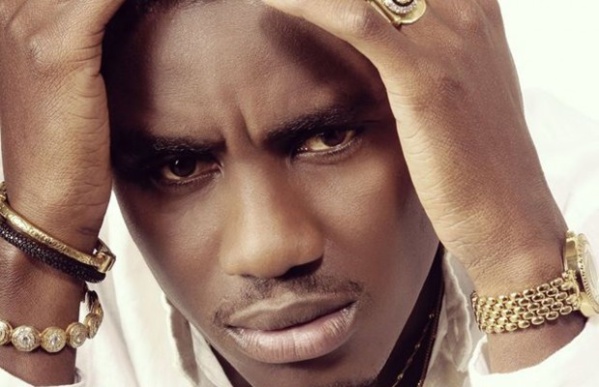 Enquête : Wally Seck et l’histoire de la Range Rover, «Ibou Touré, borom Thiès, maye na ma auto ma koy …» Enquête : Wally Seck et l’histoire de la Range Rover, «Ibou Touré, borom Thiès, maye na ma auto ma koy …»