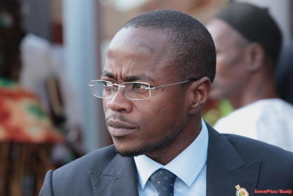 Les graves fautes d'orthographe d'Abdou Mbow Les graves fautes d'orthographe d'Abdou Mbow