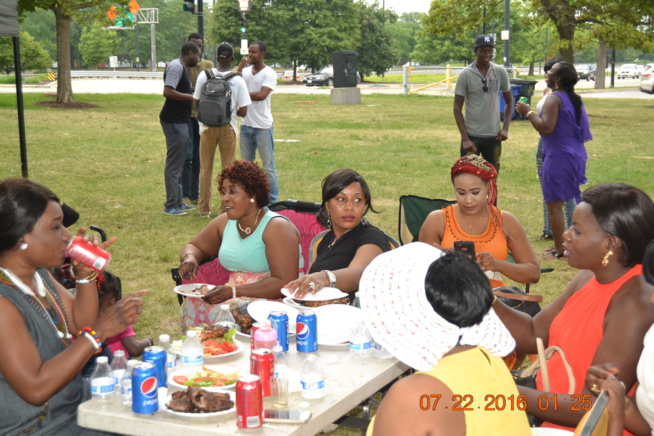 L'association des Sénégalaises de Chicago s'engage derrière le leader de la génération consciente: Pape Diouf guest star L'association des Sénégalaises de Chicago s'engage derrière le leader de la génération consciente: Pape Diouf guest star