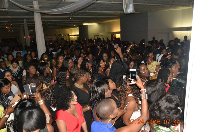 Atlanta: Pape Diouf démontre une force spectaculaire et réussit ce que le roi Youssou Ndour n'a pas réussit ces 5 dernières années aux USA. Atlanta: Pape Diouf démontre une force spectaculaire et réussit ce que le roi Youssou Ndour n'a pas réussit ces 5 dernières années aux USA.