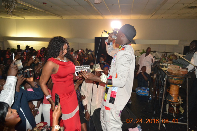 Atlanta: Pape Diouf démontre une force spectaculaire et réussit ce que le roi Youssou Ndour n'a pas réussit ces 5 dernières années aux USA. Atlanta: Pape Diouf démontre une force spectaculaire et réussit ce que le roi Youssou Ndour n'a pas réussit ces 5 dernières années aux USA.