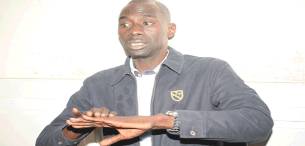 Omar Faye, Leral Askanwi : "Nous exigeons une évaluation des promesses de Macky Sall" Omar Faye, Leral Askanwi : "Nous exigeons une évaluation des promesses de Macky Sall"