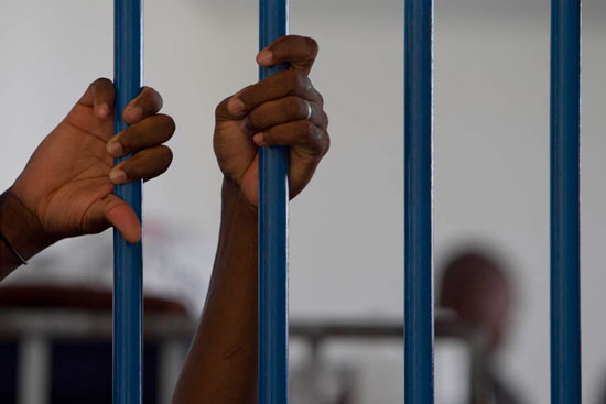 Corniche Ouest de Dakar : les 4 gaillards qui avaient violé une étudiante devant son petit ami risquent 10 ans de prison Corniche Ouest de Dakar : les 4 gaillards qui avaient violé une étudiante devant son petit ami risquent 10 ans de prison