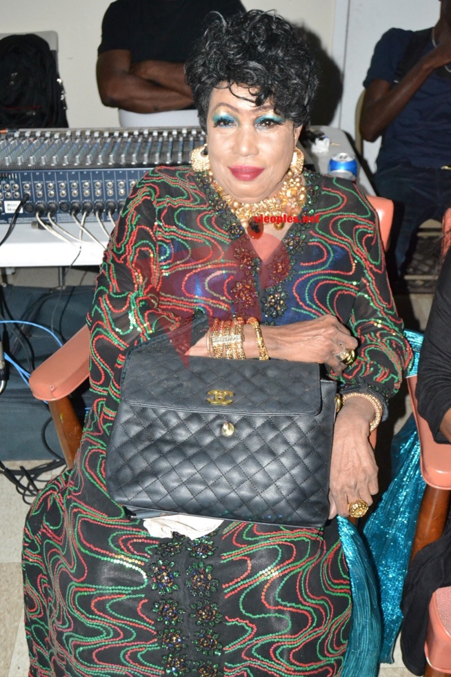 Adja Ndeye Astou Athie : Guest star de la soirée de Pape Diouf à Washington. Adja Ndeye Astou Athie : Guest star de la soirée de Pape Diouf à Washington.