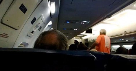 Bagarre dans l’avion des Sénégalais pour Rio Bagarre dans l’avion des Sénégalais pour Rio