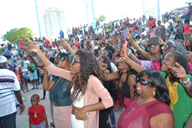 ACANA FESTIVAL PHILADELPHIA: Pape Diouf met le paquet et succède Davido et Flavour. ACANA FESTIVAL PHILADELPHIA: Pape Diouf met le paquet et succède Davido et Flavour.