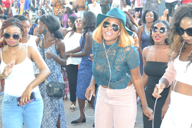 ACANA FESTIVAL PHILADELPHIA: Pape Diouf met le paquet et succède Davido et Flavour. ACANA FESTIVAL PHILADELPHIA: Pape Diouf met le paquet et succède Davido et Flavour.