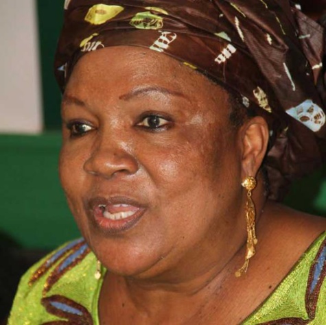 Aïda Sow Diawara à son retour au Sénégal : "J'aurai pu revenir dans un cercueil ..." Aïda Sow Diawara à son retour au Sénégal : "J'aurai pu revenir dans un cercueil ..."