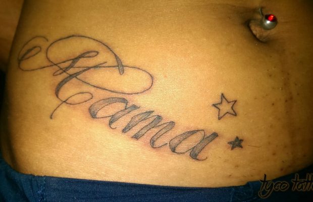 Djibril artiste-tatoueur : « Il m’arrive de raser les parties intimes de mes clientes avant de les tatouer »