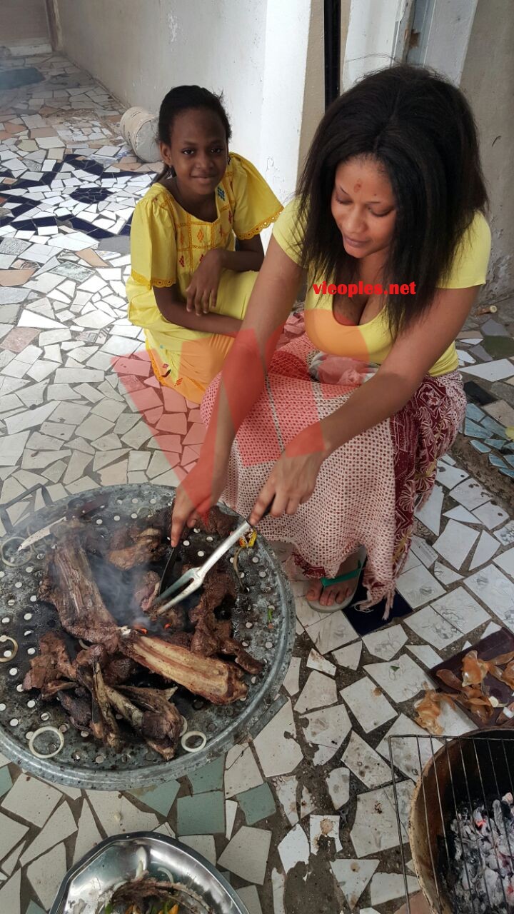 Fanta Samira Coulibaly en mode grillade le jour de la Tabaski.