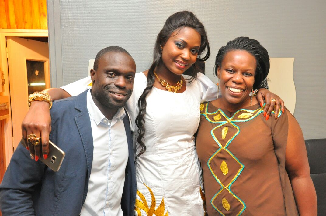 L'ex mannequin Sénégalaise Gazelia Fall est devenue madame Cagniaut.