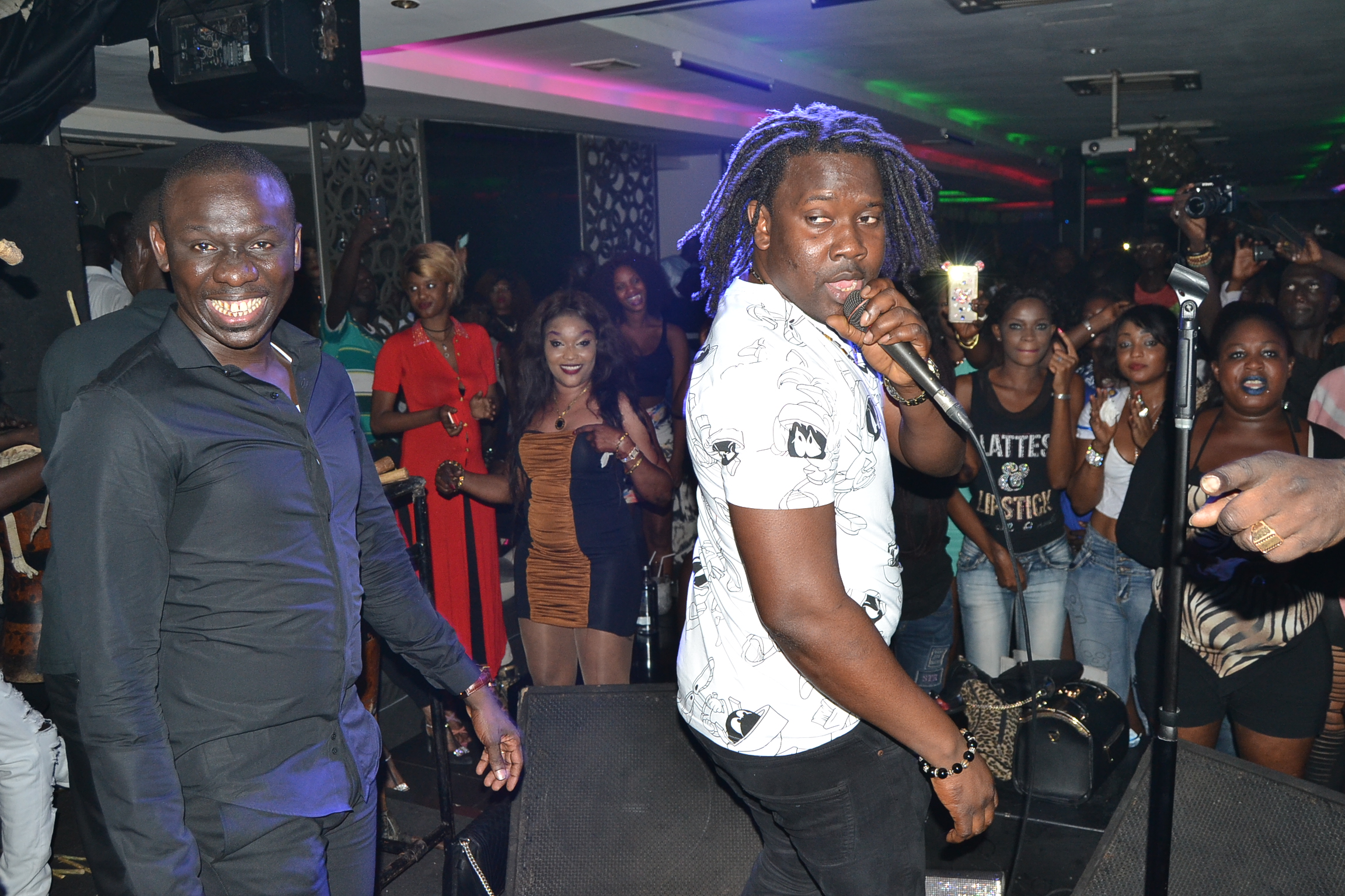 Papa Ndiaye Thiopet, Baye Demba les deux guest star de Pape Diouf au Baramundi.