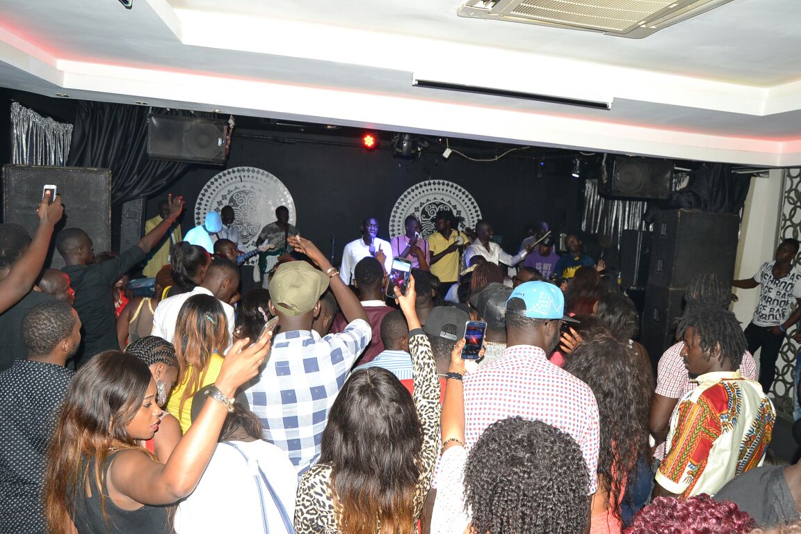 RENDEZ VOUS DOMINICAL DES ALMADIES: Pape Diouf conserve le trône au Baramundi.