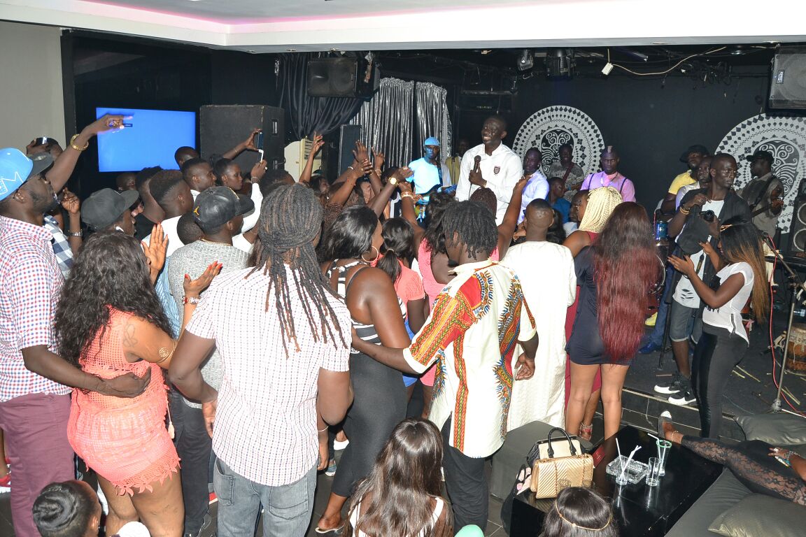 RENDEZ VOUS DOMINICAL DES ALMADIES: Pape Diouf conserve le trône au Baramundi.