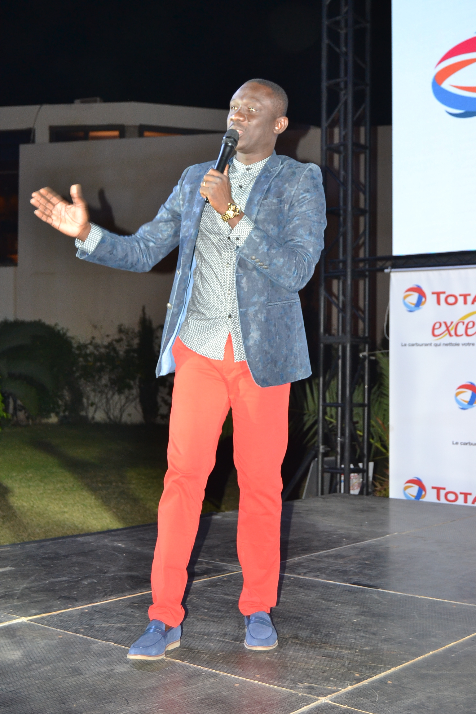 Lancement nouveau carburant, Total Excellium porte son choix sur le chanteur Pape Diouf.