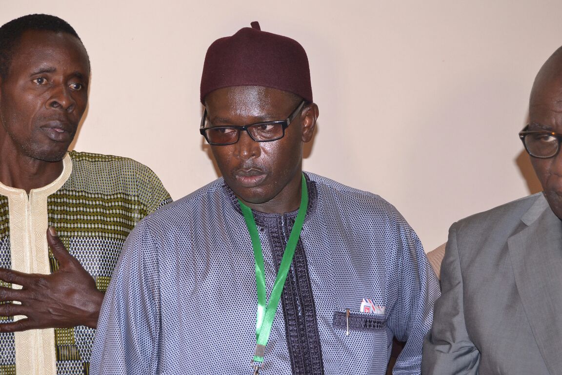 Le "mbarkelou" de Aziz Ndiaye 200 boeufs et une enveloppe de 30 millions CFA à Serigne Abdoul Aziz sy Junior pour le gamou de Tivaoune.
