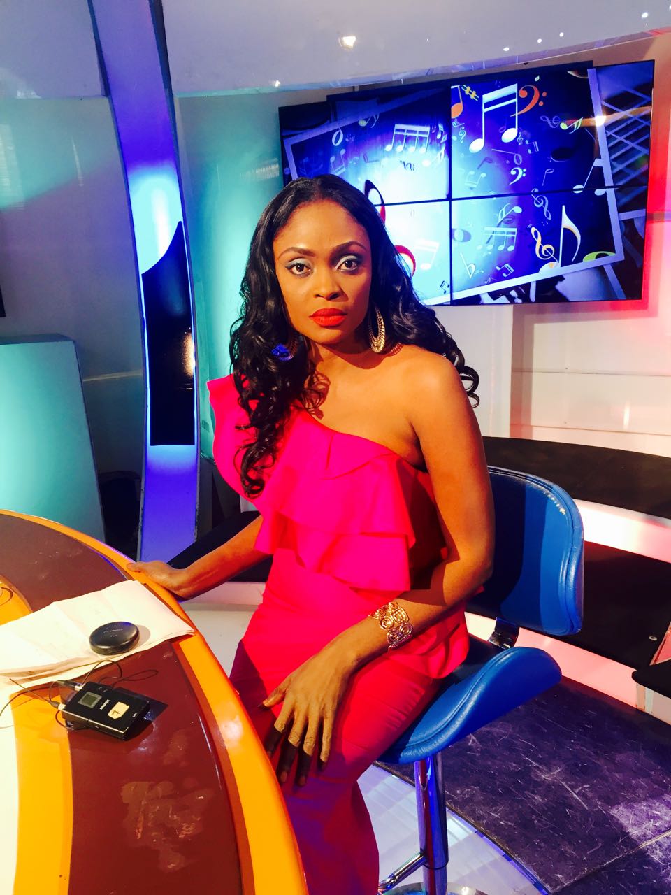 Ayni Mbodj, la beauté de la RTS