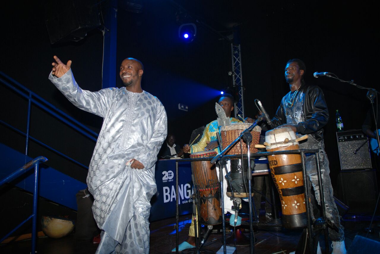 TOURNEE EUROPEENNE: Assane Ndiaye enflamme Genova en Italie et vous donne RV ce samedi à Vienne en Autriche.