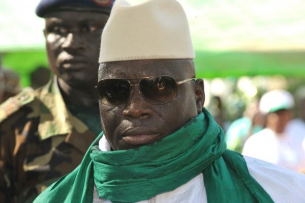 Gambie : 800 soldats nigérians sur le qui-vive pour déloger le président sortant Yahya Jammeh